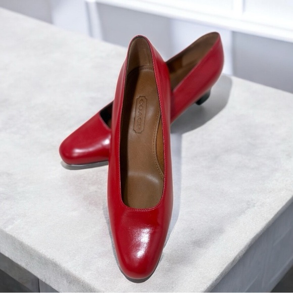 COACH women's red block heel pumps NEW never worn elegant classy classic 8M - Picture 1 of 4